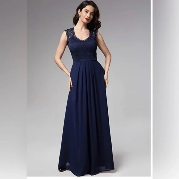 Miusol Blue Sleeveless Scoop Neck A-Line Maxi Dress - Picture 2 of 7